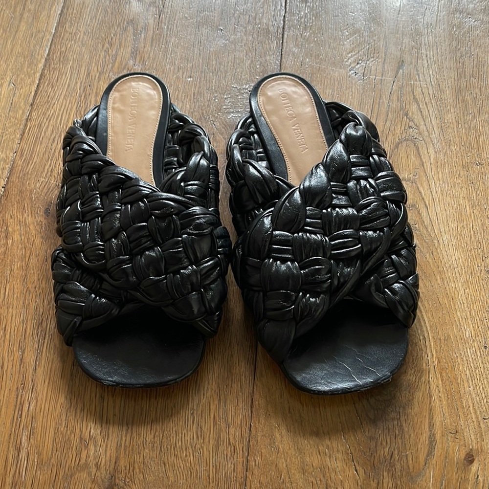 Bottega Veneta
BV Board 20 sandals